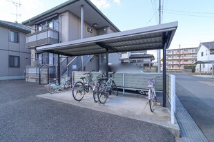 古河駅 バス16分  駒羽根団地下車：停歩1分 1階の物件外観写真